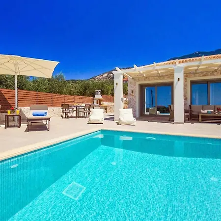 Βίλα Sleeps 4 With Pool Air Con And Wifi